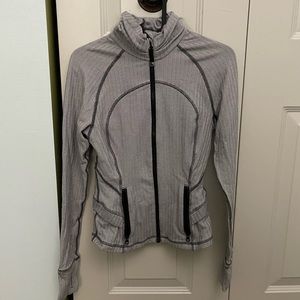 ❗️FINAL❗️EUC Lululemon Zip Up Jacket